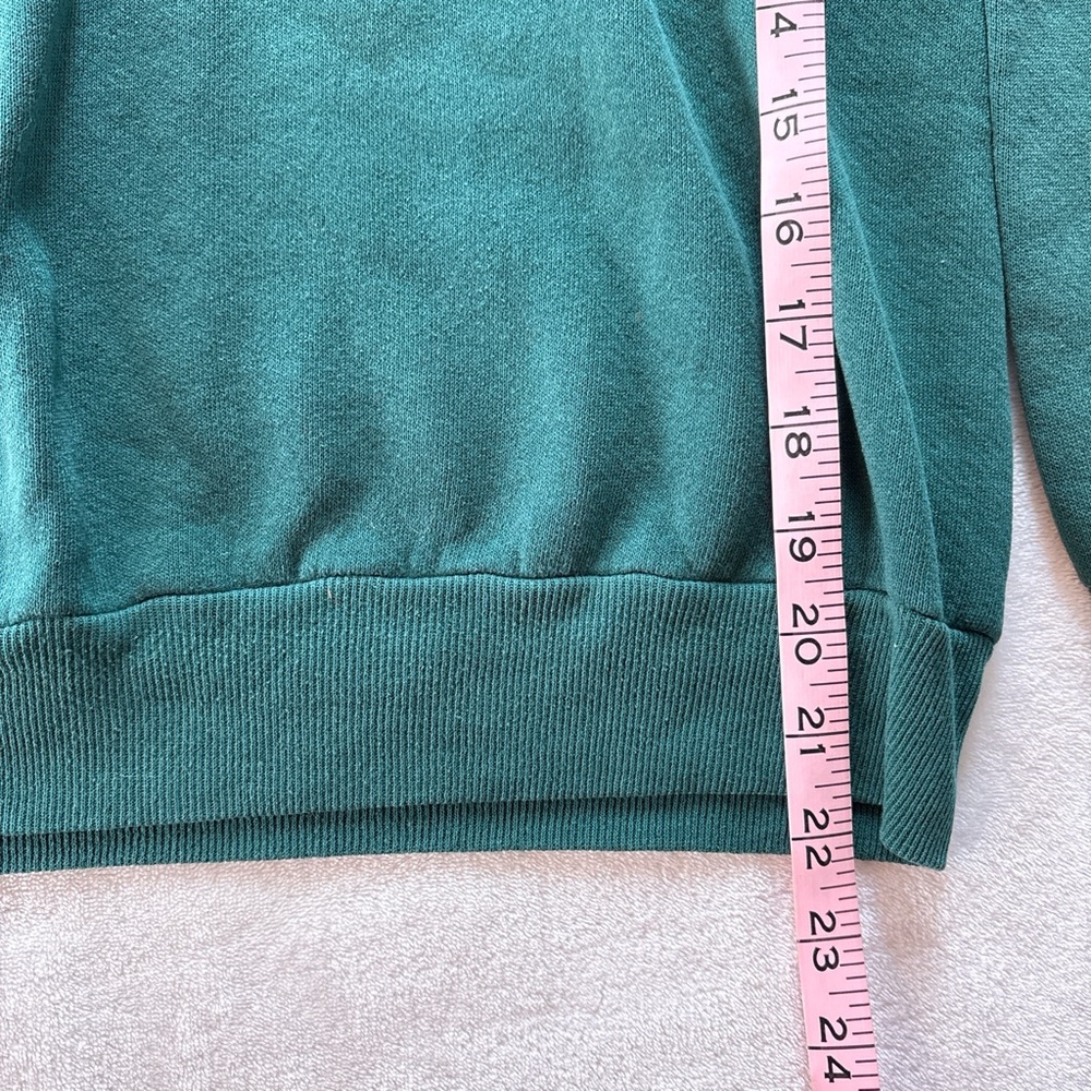 Vintage Gopher Sport Medium Green Squirrel Apple Turtleneck Pullover Sweater - Picture 8 of 8